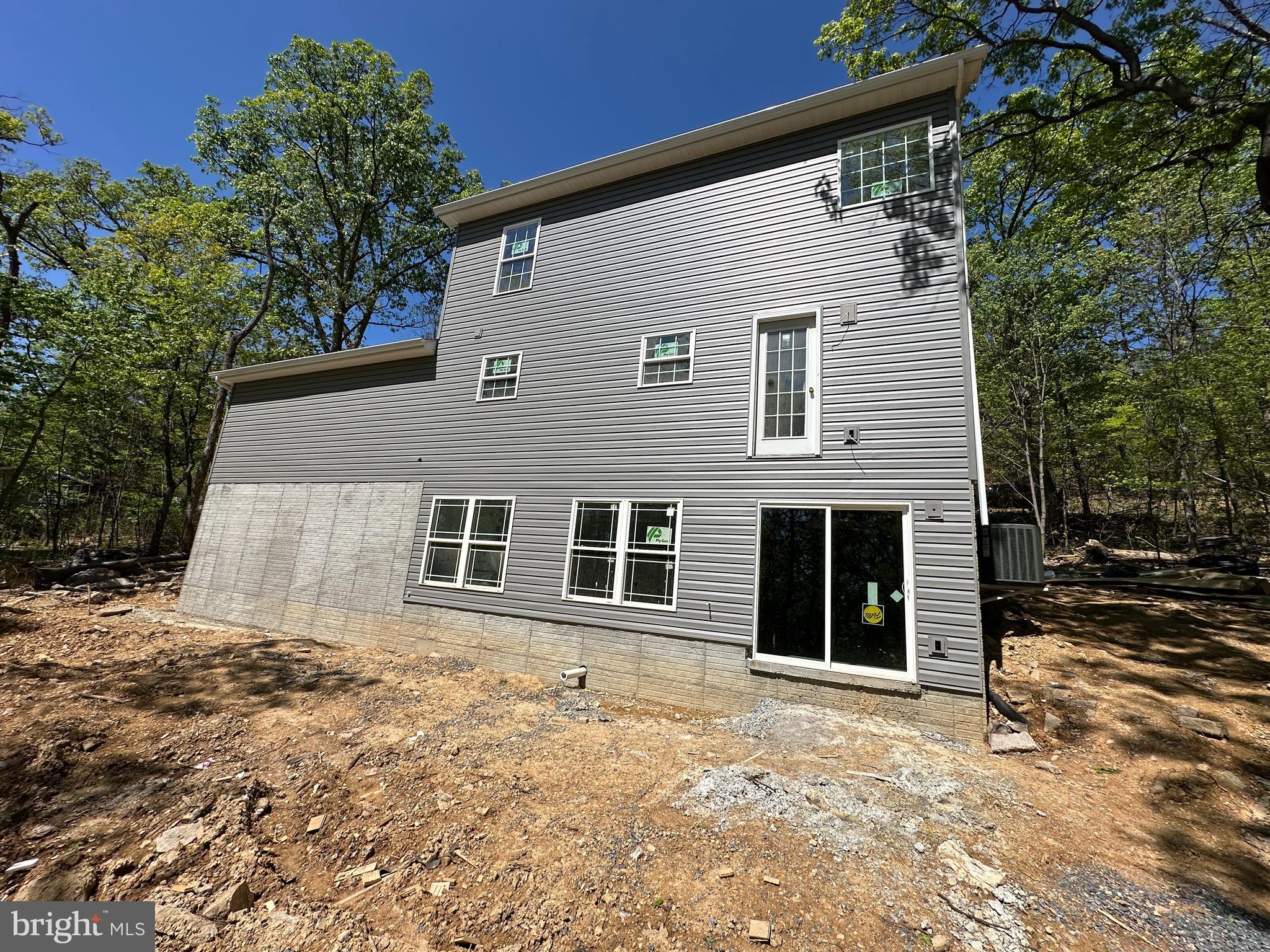 211 Inca Trail Winchester, VA 22602 - Photo 5 of 27 4-28-26