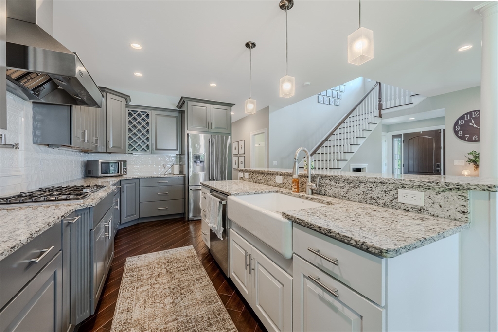 110 Munsing Ridge Granby, MA 01033 - Photo 13 of 36