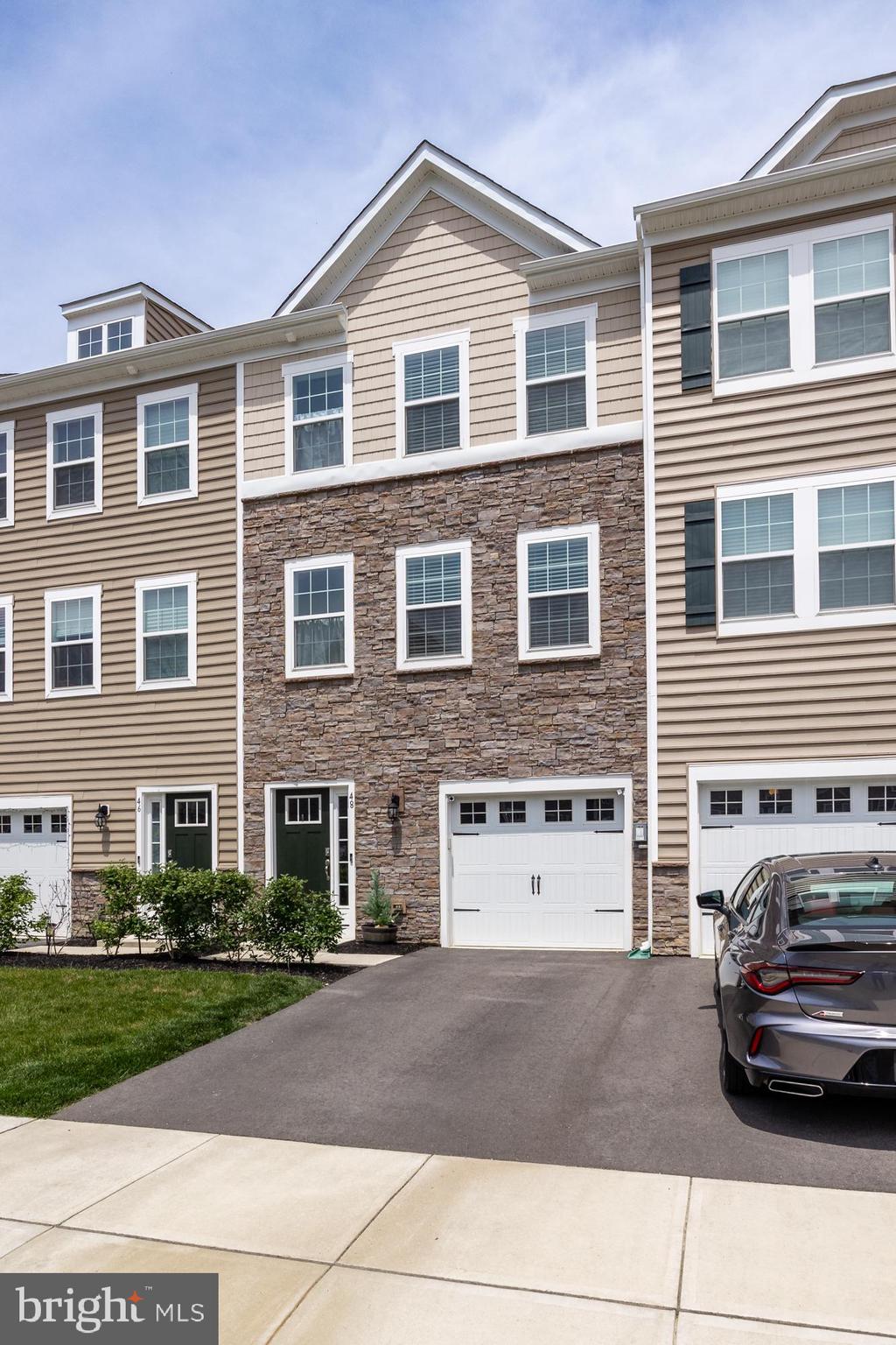 48 Rome Way Mount Laurel, NJ 08054 - Photo 2 of 36