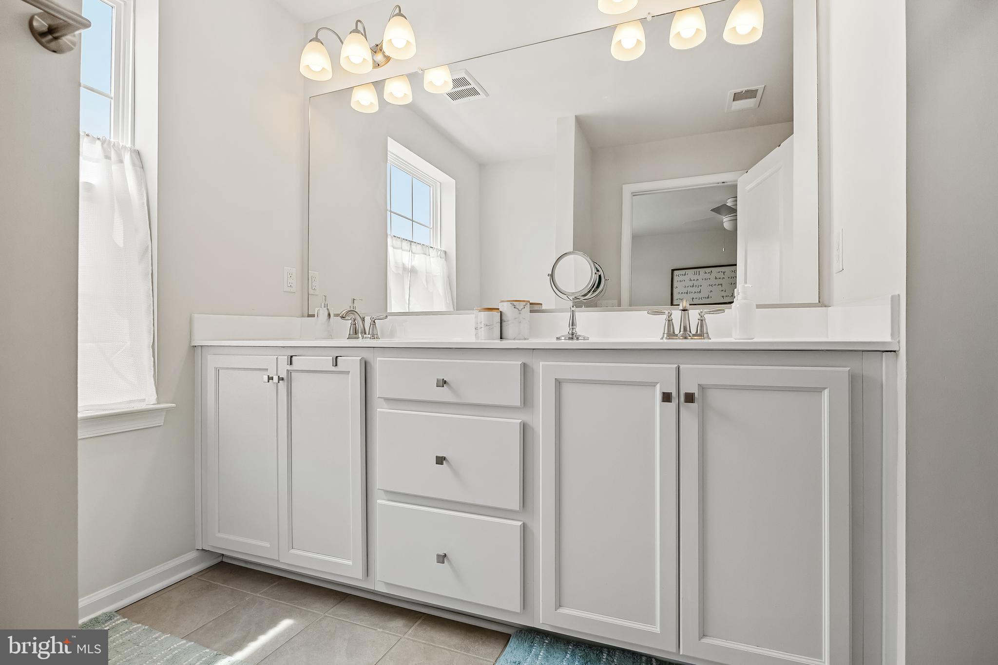 48 Rome Way Mount Laurel, NJ 08054 - Photo 29 of 36