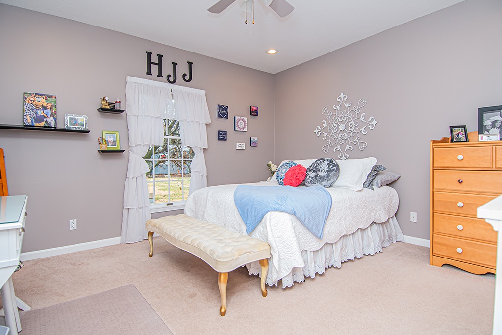 1007 Quail Ridge Circle Vincennes, IN 47591 - Photo 24 of 33 Gallery Image 24