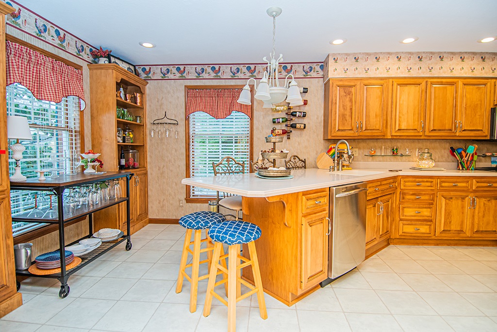 1007 Quail Ridge Circle Vincennes, IN 47591 - Photo 7 of 33 Gallery Image 7