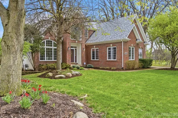 $699,000 | 2595 Ginger Woods Drive, Aurora, IL 60502