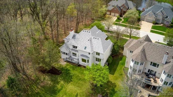 $699,000 | 2595 Ginger Woods Drive, Aurora, IL 60502