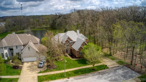 $699,000 | 2595 Ginger Woods Drive, Aurora, IL 60502