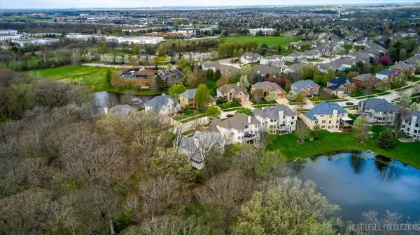 $699,000 | 2595 Ginger Woods Drive, Aurora, IL 60502