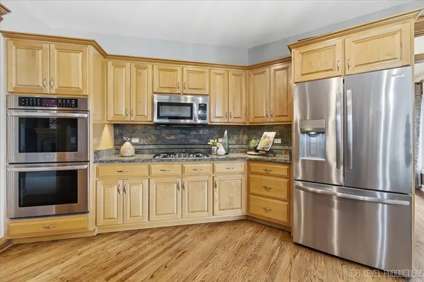 $699,000 | 2595 Ginger Woods Drive, Aurora, IL 60502