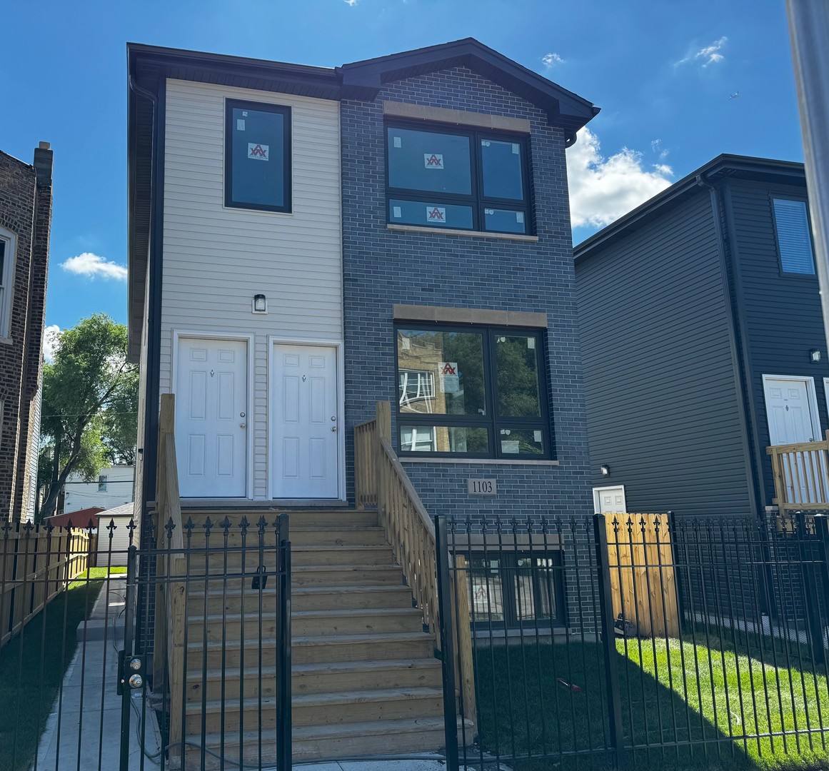 1051 North Springfield Avenue Chicago, IL 60651 - Photo 2 of 27