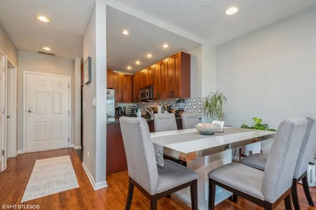 $3,450 | 657 West Fulton Street, Unit 509, Chicago, IL 60661