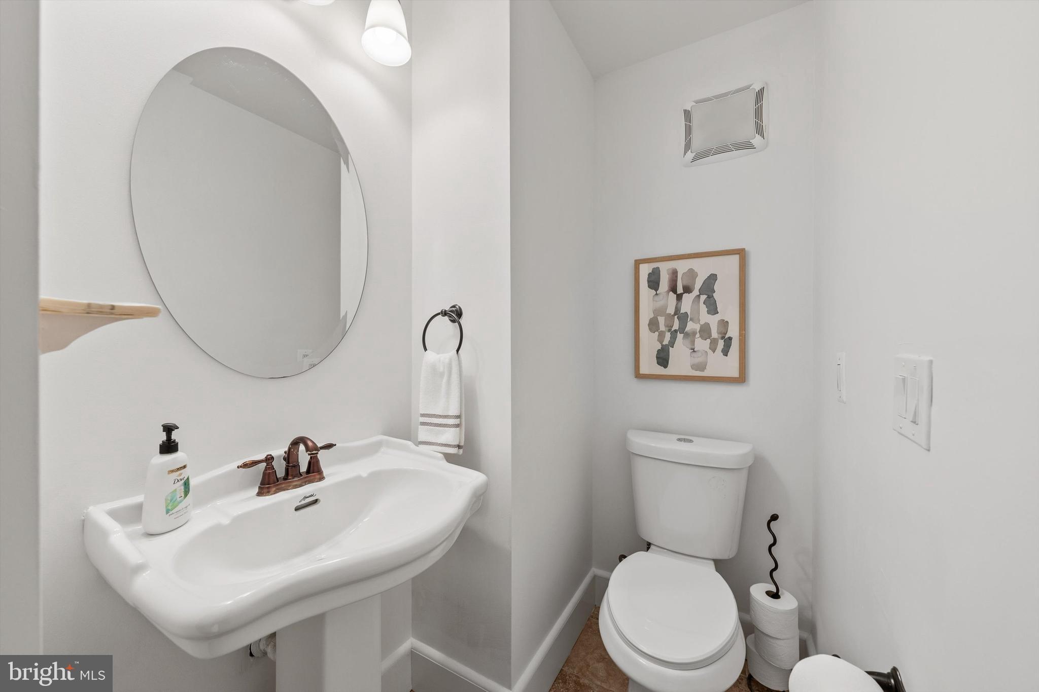 219 Rittenhouse Street Northwest Washington, DC 20011 - Photo 28 of 68 Bathroom