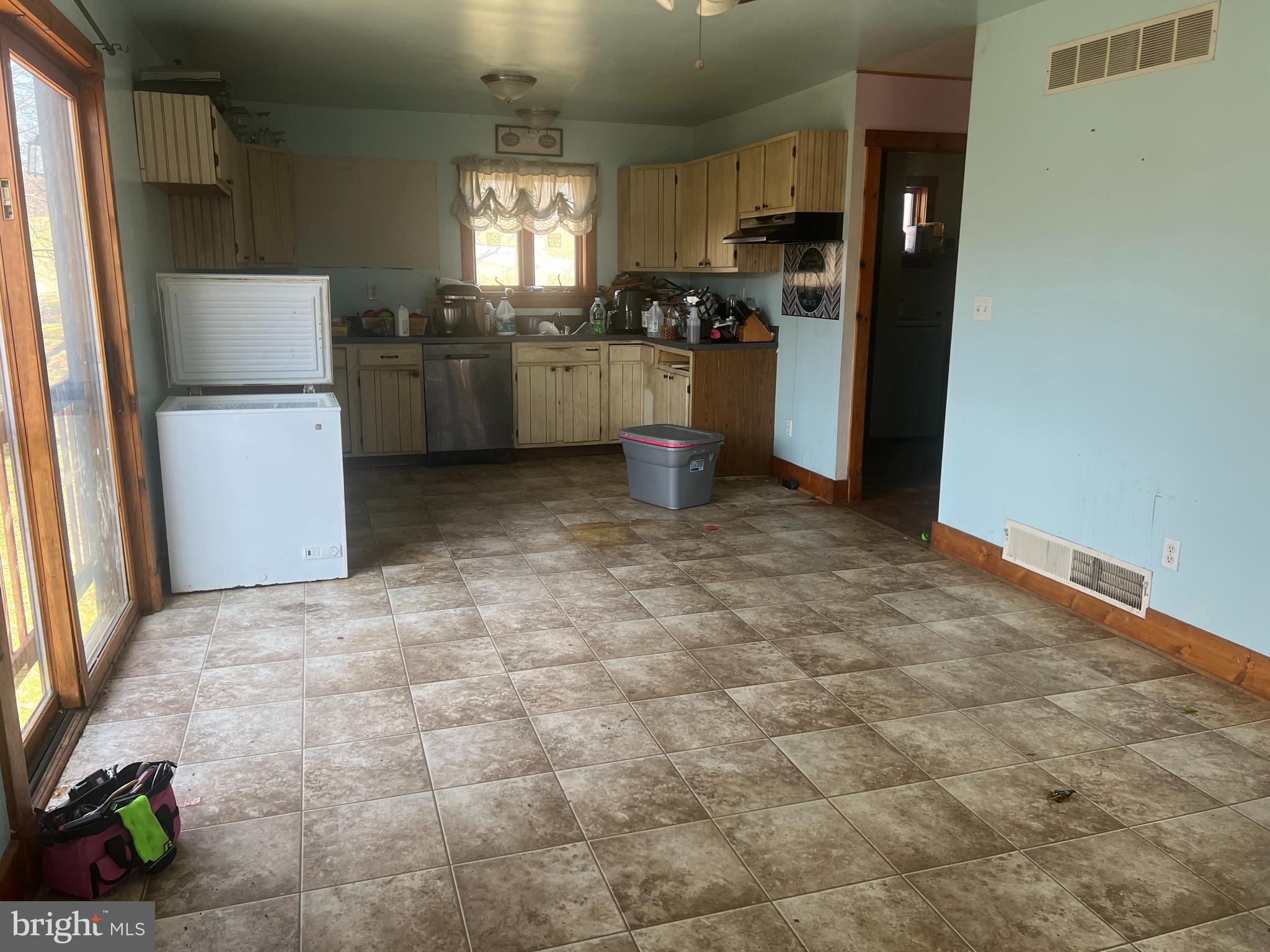 15442 Whitcraft Road New Freedom, PA 17349 - Photo 10 of 26 Gallery Image 10