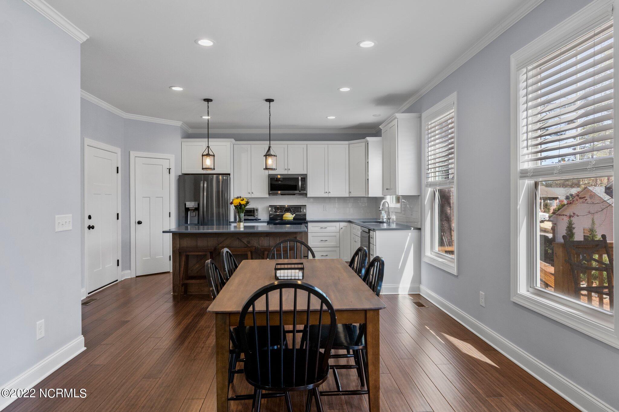 6 Alexander Lane Pinehurst, NC 28374 - Photo 15 of 52 Breakfast Area
