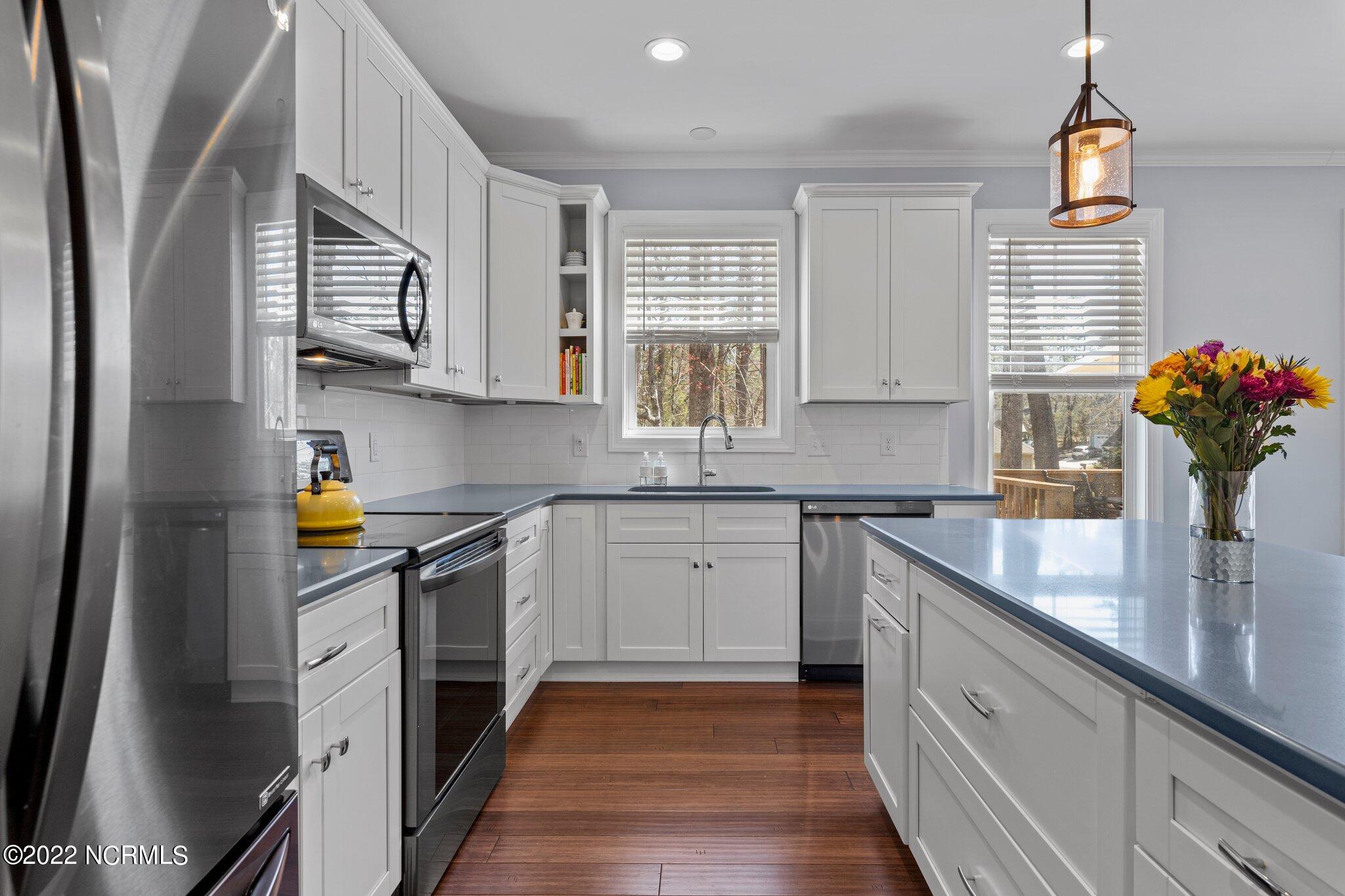 6 Alexander Lane Pinehurst, NC 28374 - Photo 21 of 52 Kitchen
