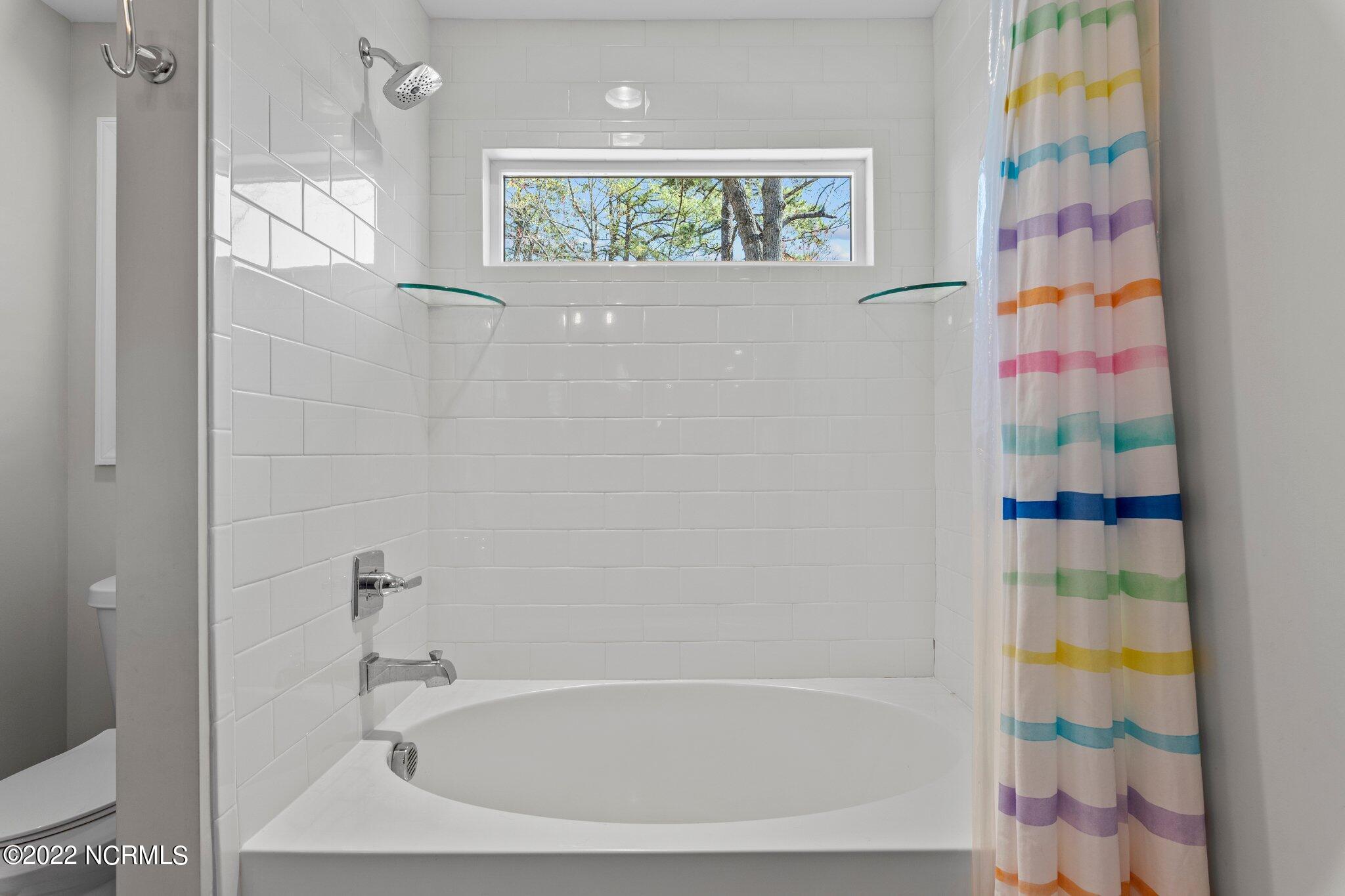 6 Alexander Lane Pinehurst, NC 28374 - Photo 38 of 52 Full Bath #2 with soaking tub and tile shower