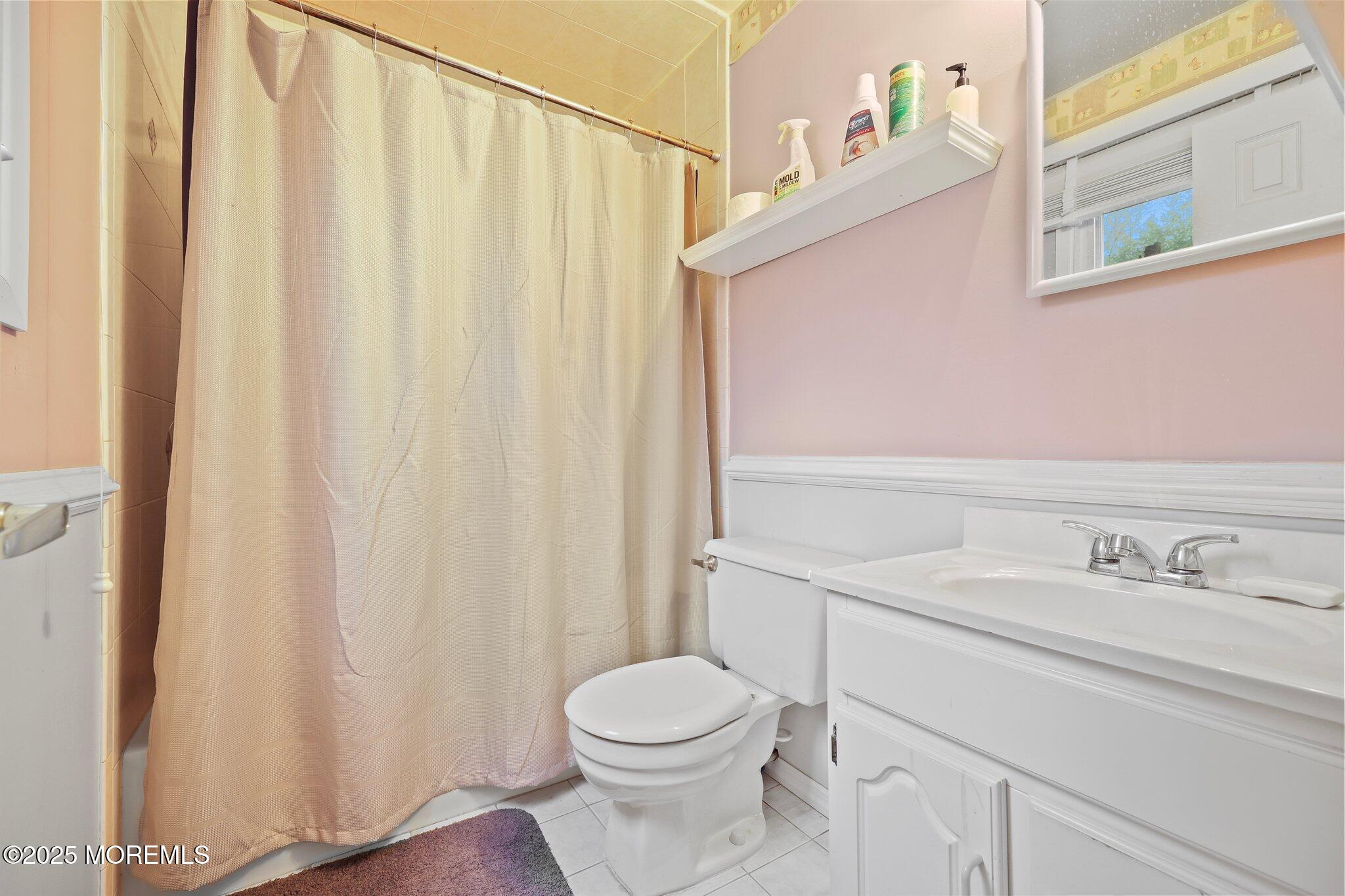 639 Eltone Road Jackson, NJ 08527 - Photo 15 of 26 639bathroom2new