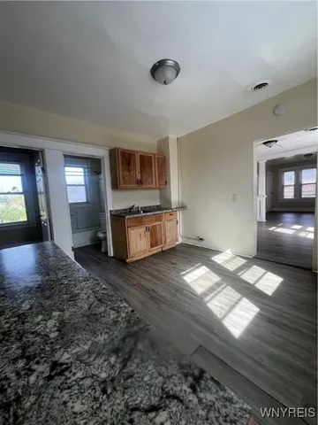 $1,200 | 80 Watson Street, Buffalo, NY 14206