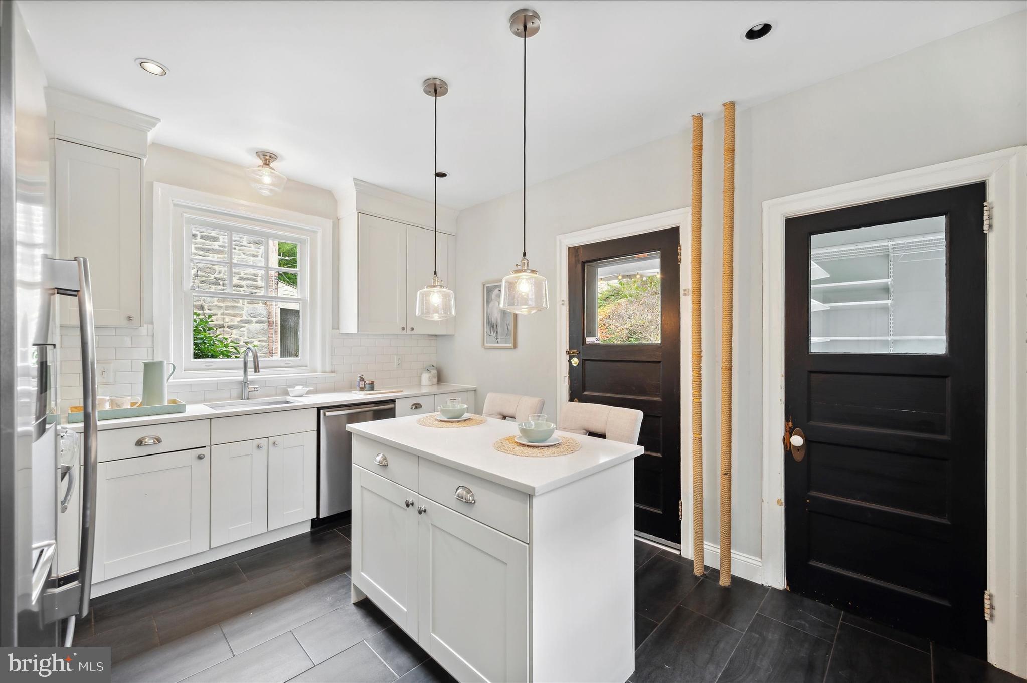 7203 Cresheim Road Philadelphia, PA 19119 - Photo 15 of 51 Kitchen