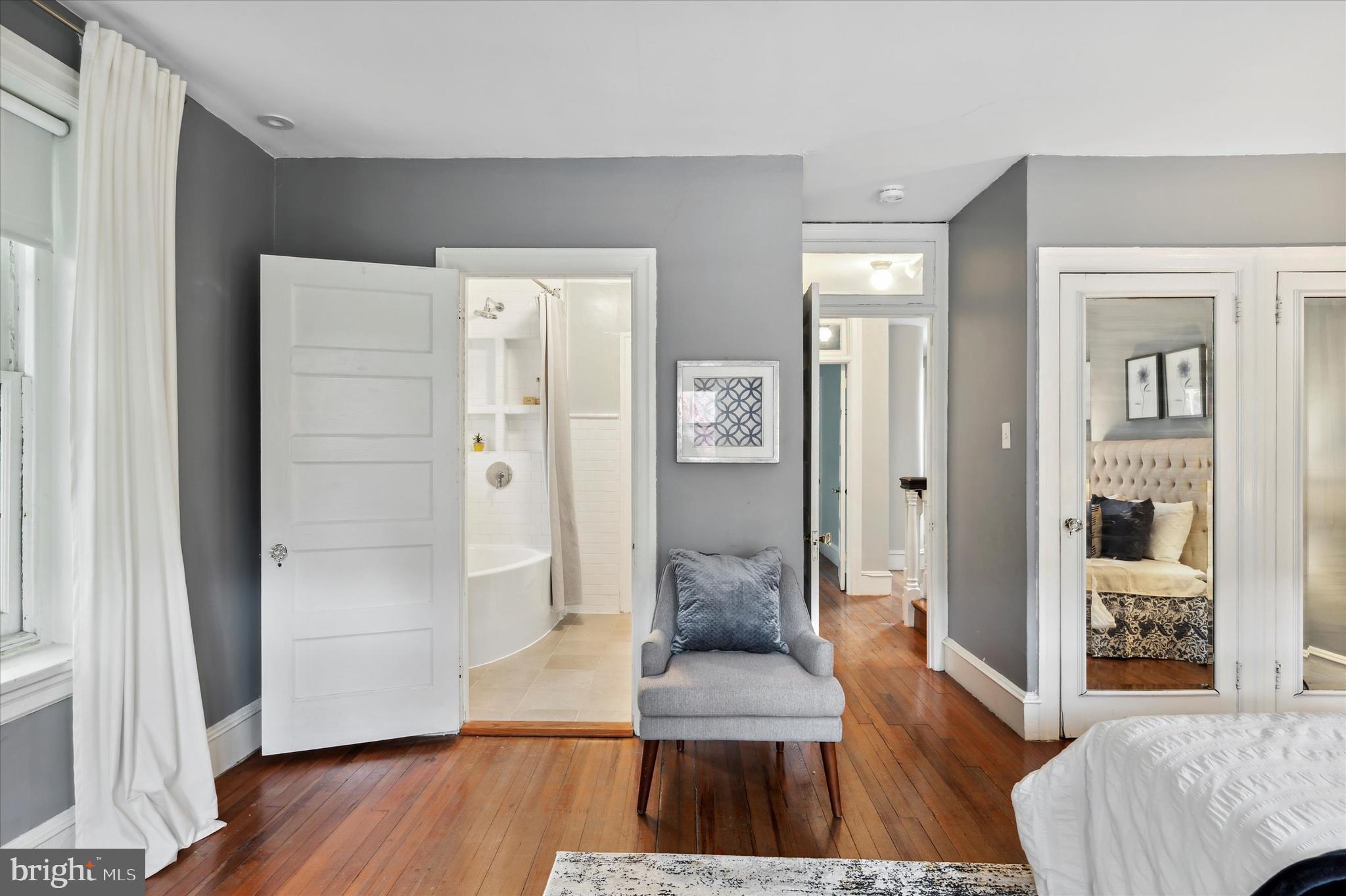 7203 Cresheim Road Philadelphia, PA 19119 - Photo 27 of 51 Primary Suite