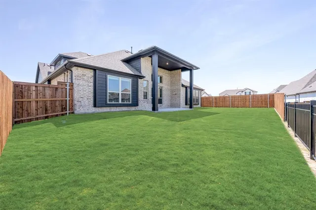 $629,000 | 2413 Cornwall Lane, Forney, TX 75126