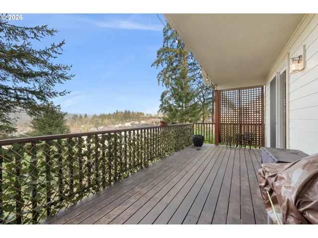 $795,000 | 3488 River Heights Drive, Springfield, OR 97477