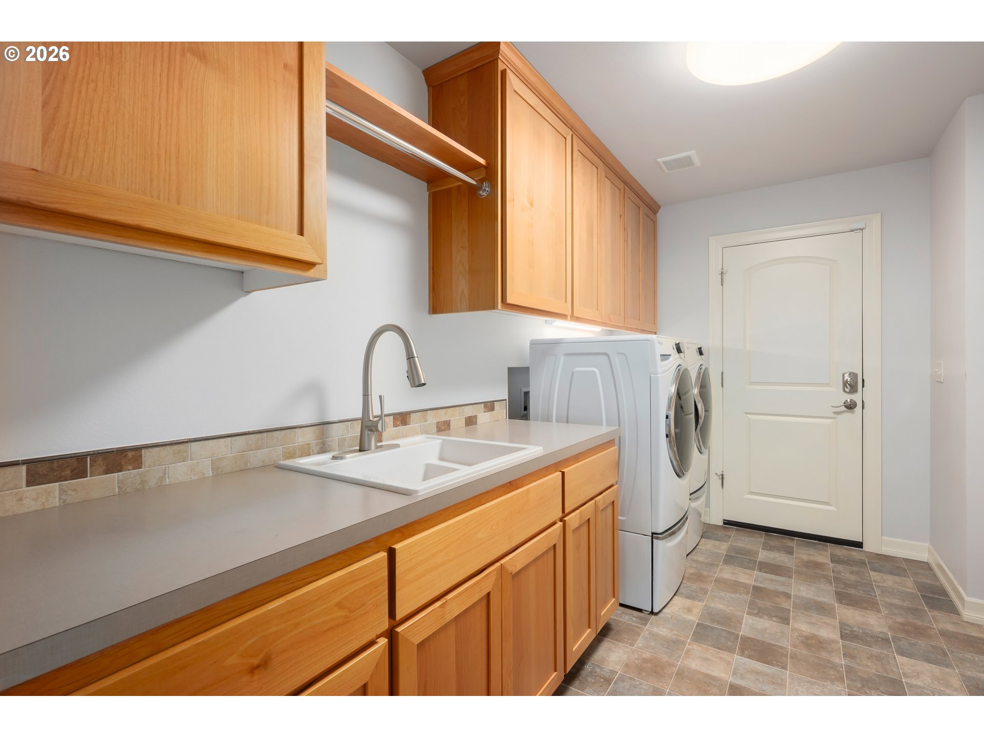 3488 River Heights Drive Springfield, OR 97477 - Photo 29 of 48