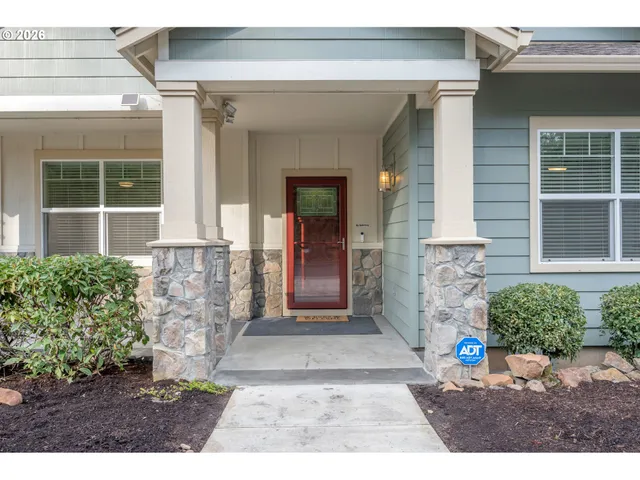 $795,000 | 3488 River Heights Drive, Springfield, OR 97477