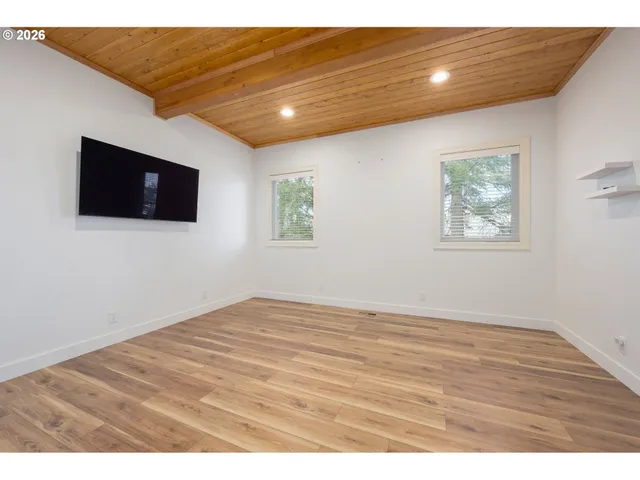 $795,000 | 3488 River Heights Drive, Springfield, OR 97477