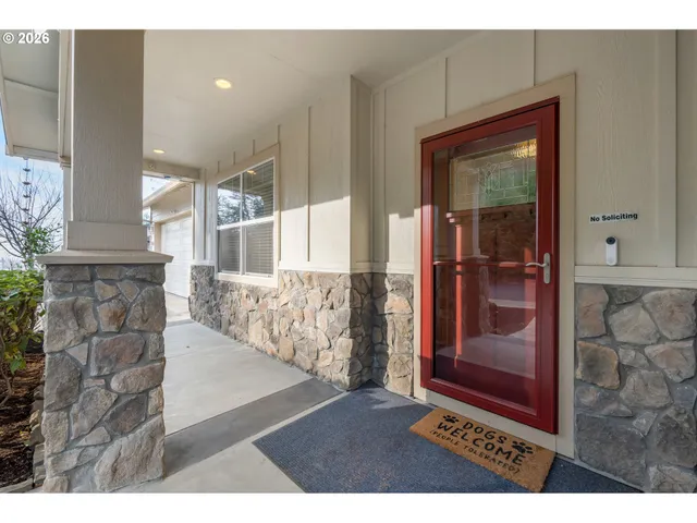 $795,000 | 3488 River Heights Drive, Springfield, OR 97477