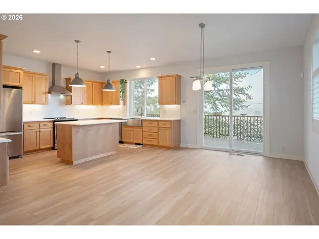 $795,000 | 3488 River Heights Drive, Springfield, OR 97477