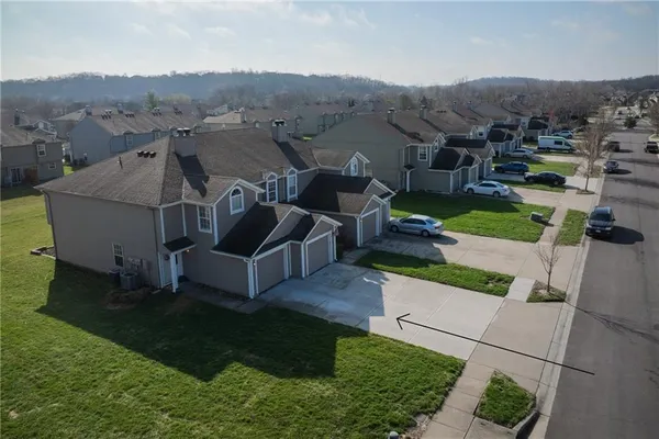 $200,000 | 5707 Northwest Sunrise Meadow Circle, Lee's Summit, MO 64064