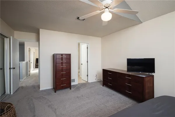 $200,000 | 5707 Northwest Sunrise Meadow Circle, Lee's Summit, MO 64064