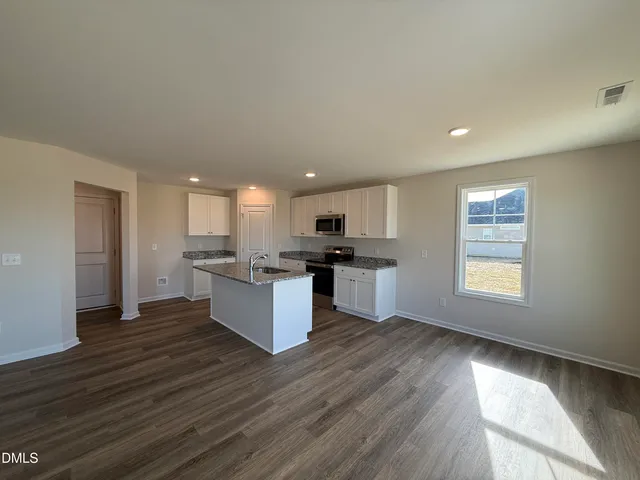 $299,950 | 35 Littlefield Lane, La Grange, NC 28551