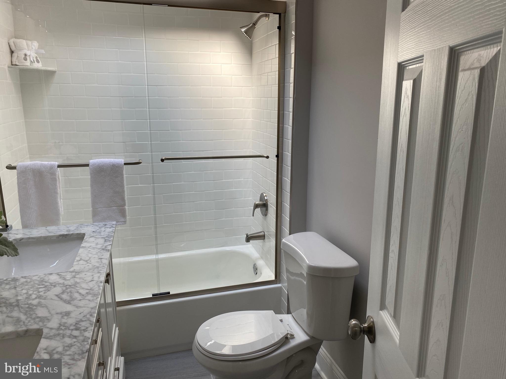 809 Grant Road Folcroft, PA 19032 - Photo 23 of 32 Full bath