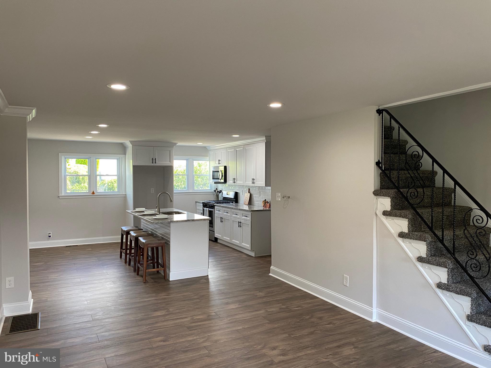 809 Grant Road Folcroft, PA 19032 - Photo 5 of 32 Open floor plan