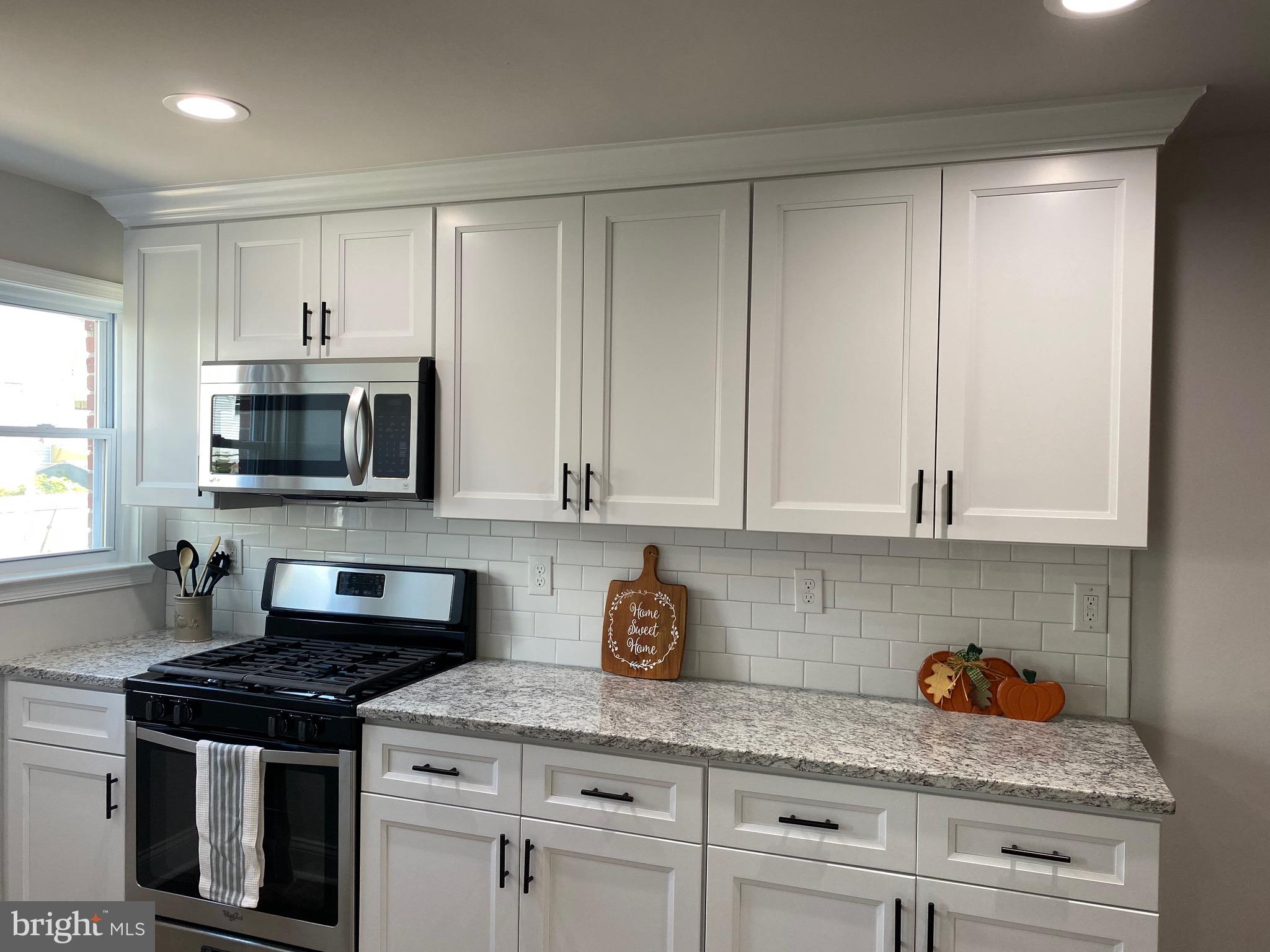 809 Grant Road Folcroft, PA 19032 - Photo 7 of 32 Kitchen