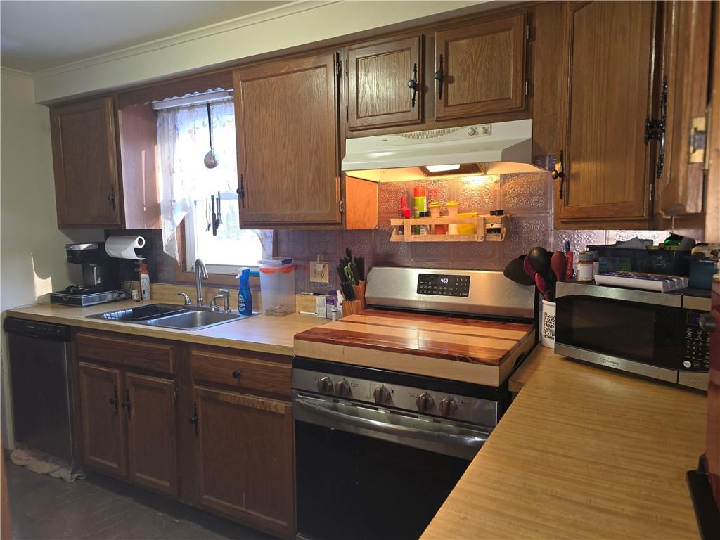 109 Rieger Road Butler, PA 16001 - Photo 8 of 35