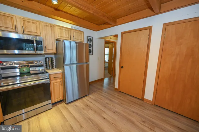 $640,000 | 496 Marlin Savage Road, Accident, MD 21520