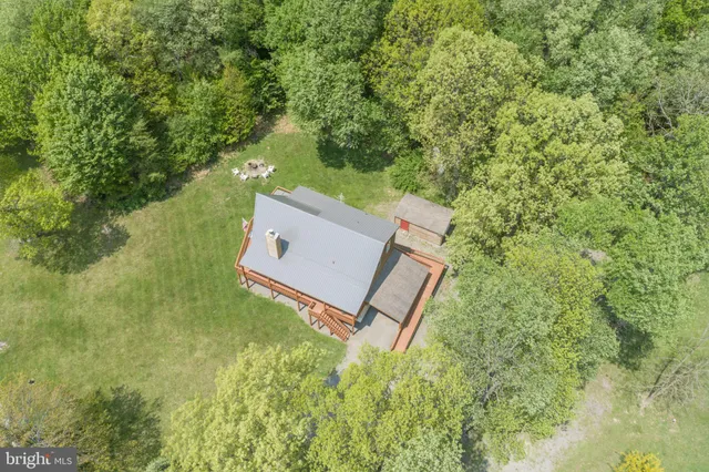 $640,000 | 496 Marlin Savage Road, Accident, MD 21520