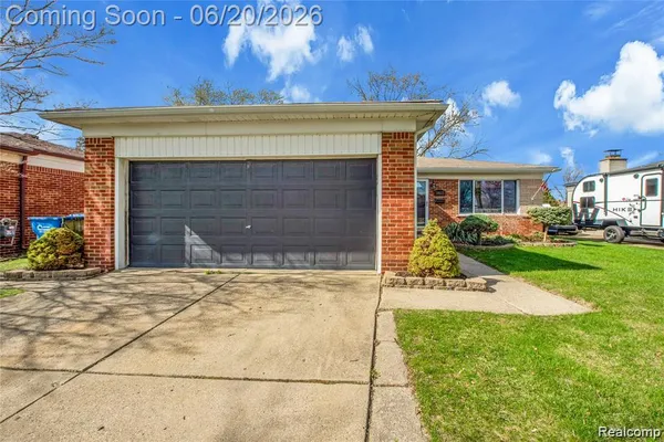 $269,900 | 14615 Masonic, Warren, MI 48088