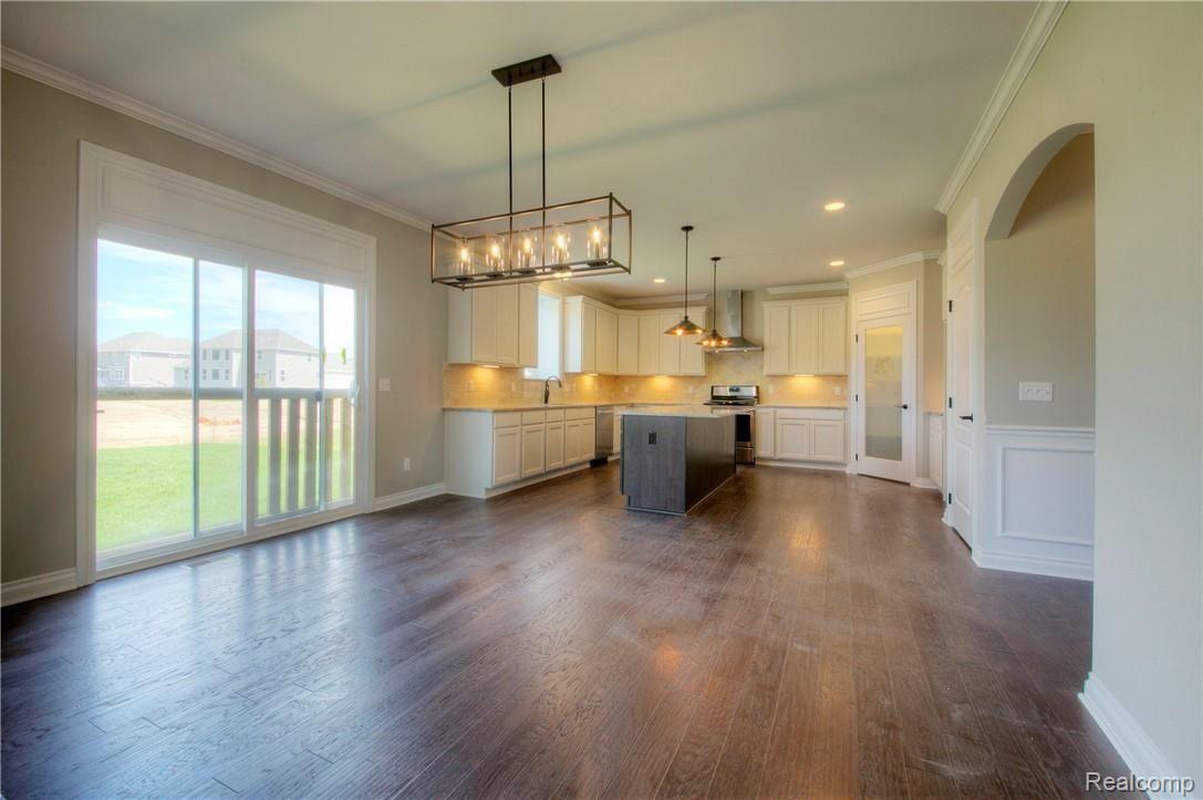 2445 Walnut View Drive Howell, MI 48855 - Photo 14 of 45 930A0193_4_5.jpg