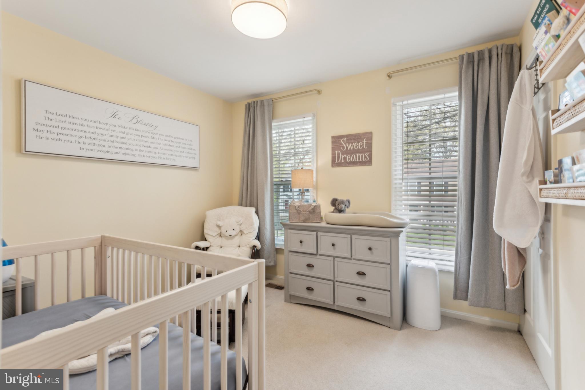 306 Saddle Ridge Road Annapolis, MD 21403 - Photo 28 of 44 a view of livingroom with furniture and windows