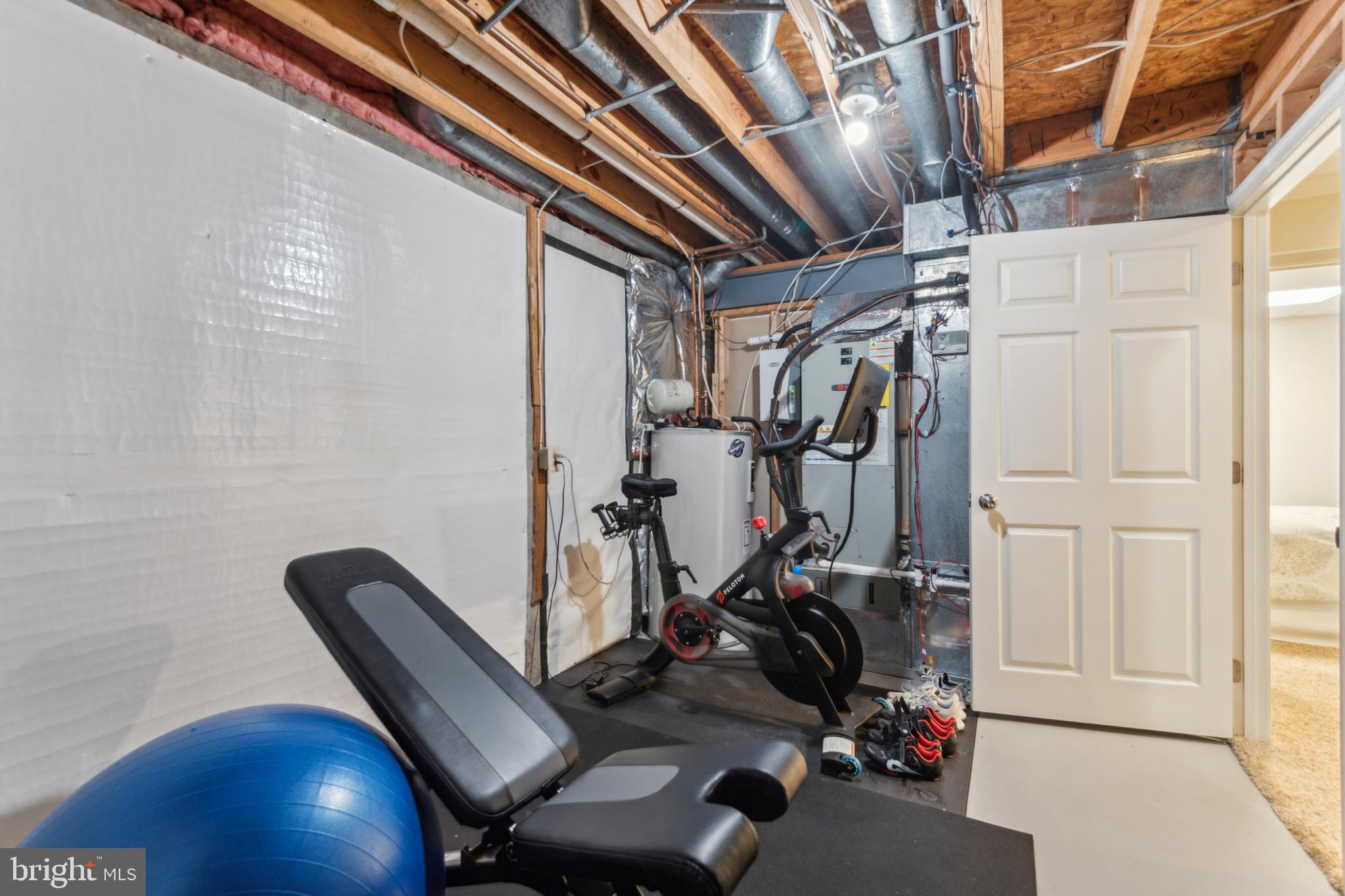 306 Saddle Ridge Road Annapolis, MD 21403 - Photo 34 of 44 a view of a room with gym equipment