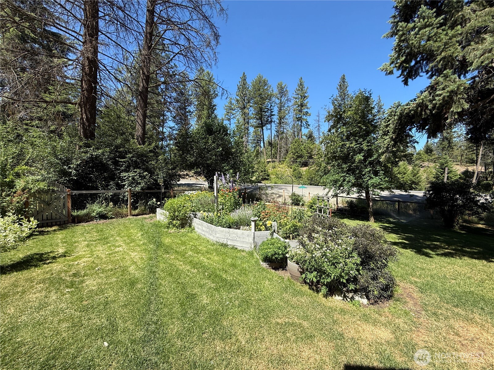 30545 State Rte 20 Republic, WA 99166 - Photo 29 of 35 a view of backyard with green space