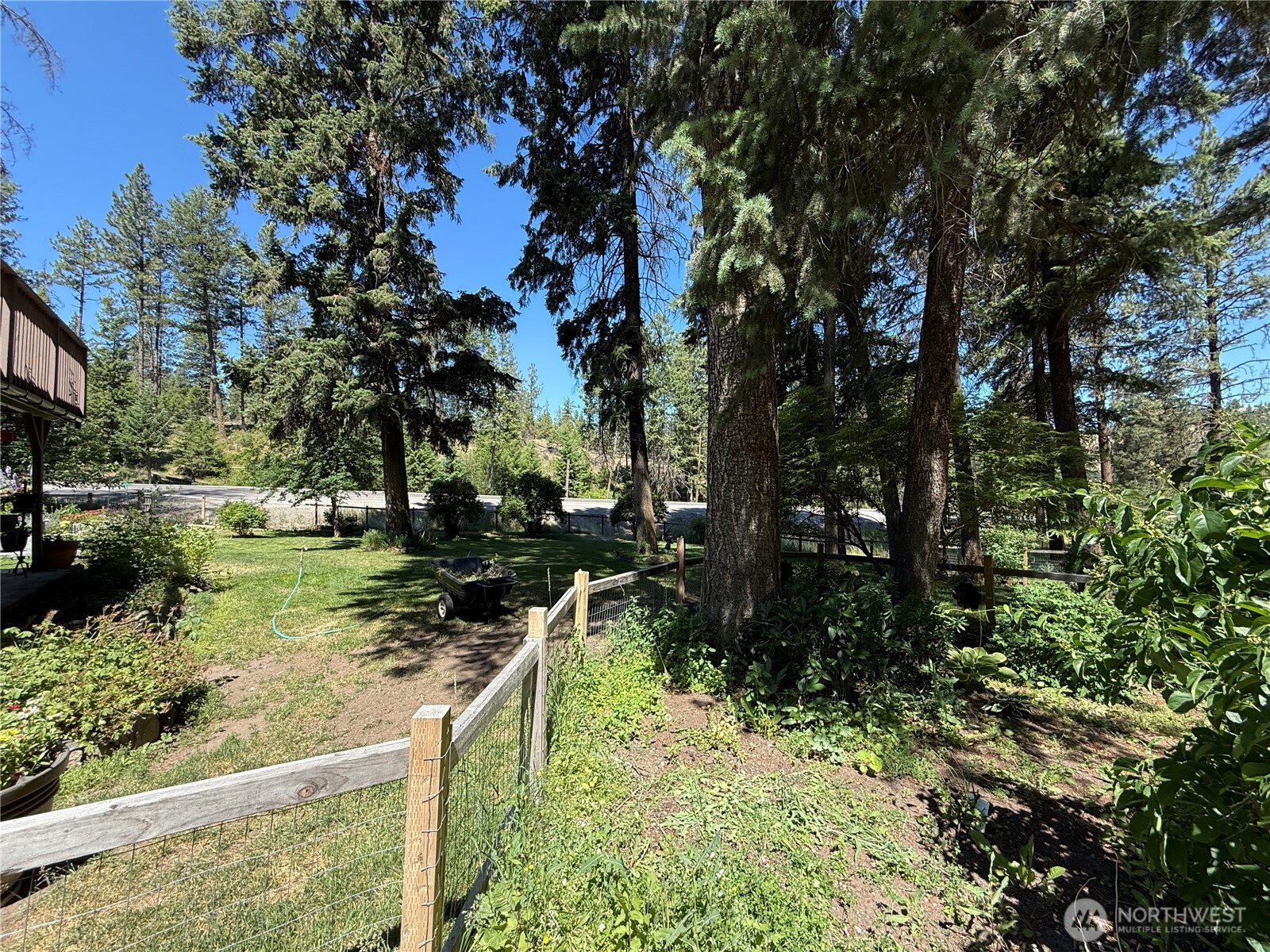 30545 State Rte 20 Republic, WA 99166 - Photo 34 of 35