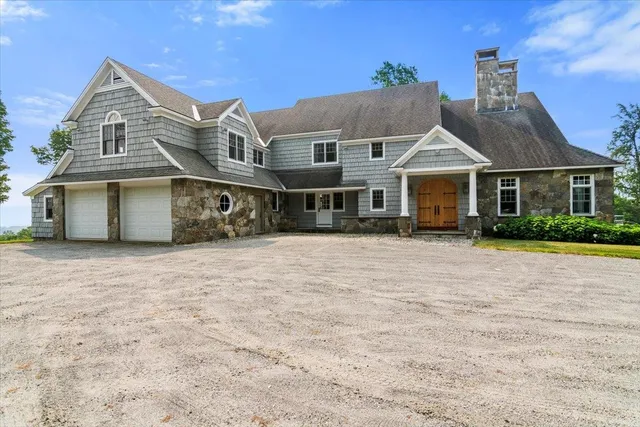 $2,200,000 | 19 Old Town Road, Winhall, VT 05340