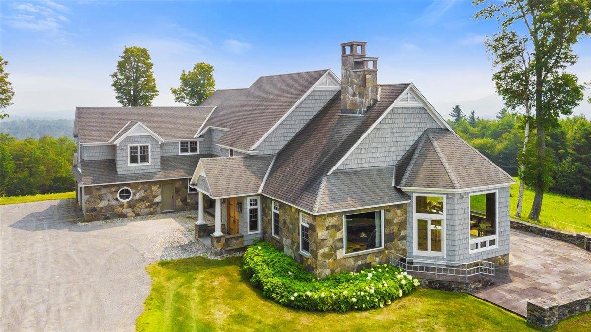 19 Old Town Road Winhall, VT 05340 - Photo 2 of 44