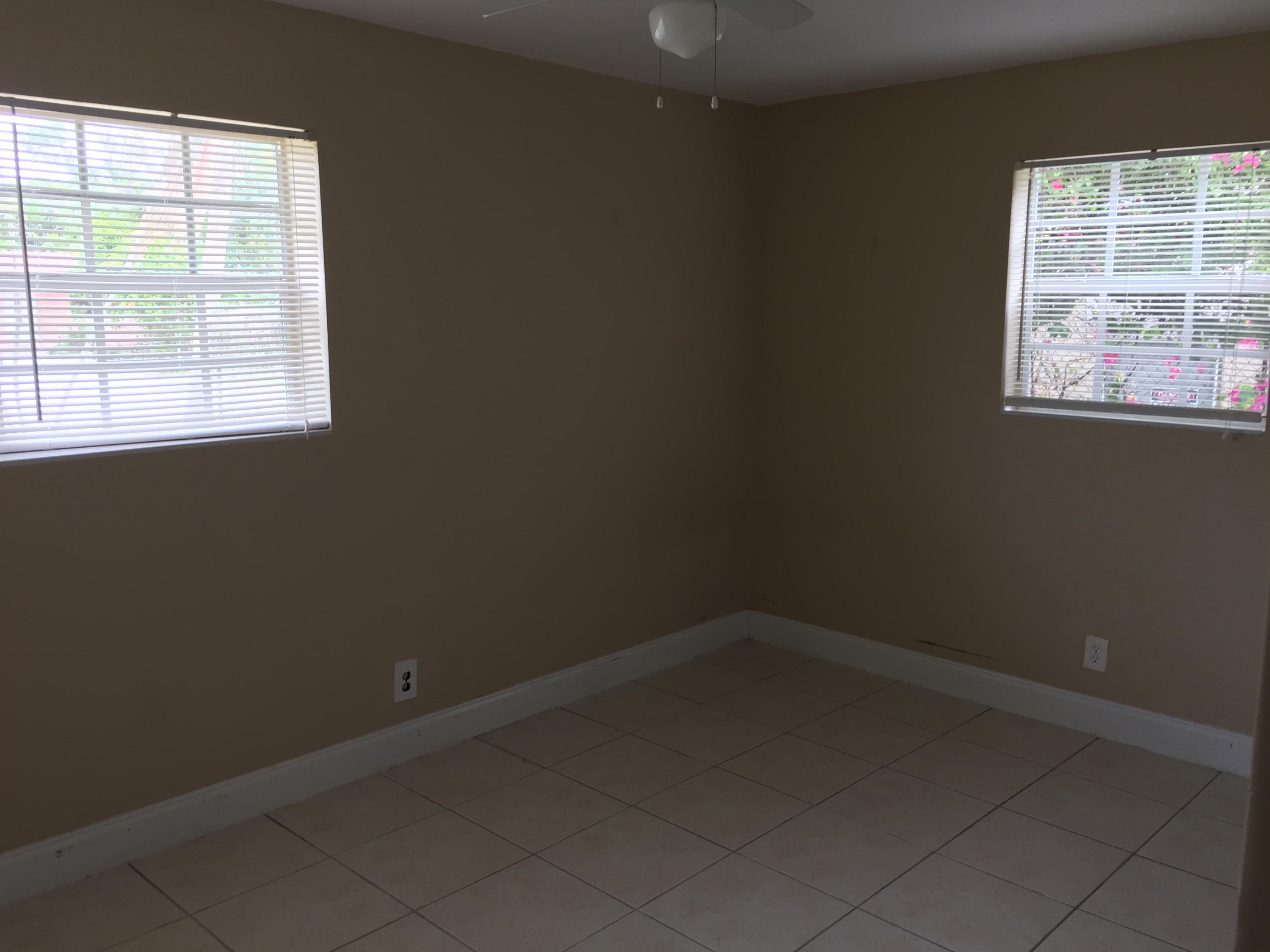 808 Southwest 10th Avenue Delray Beach, FL 33444 - Photo 6 of 10 Bedroom
