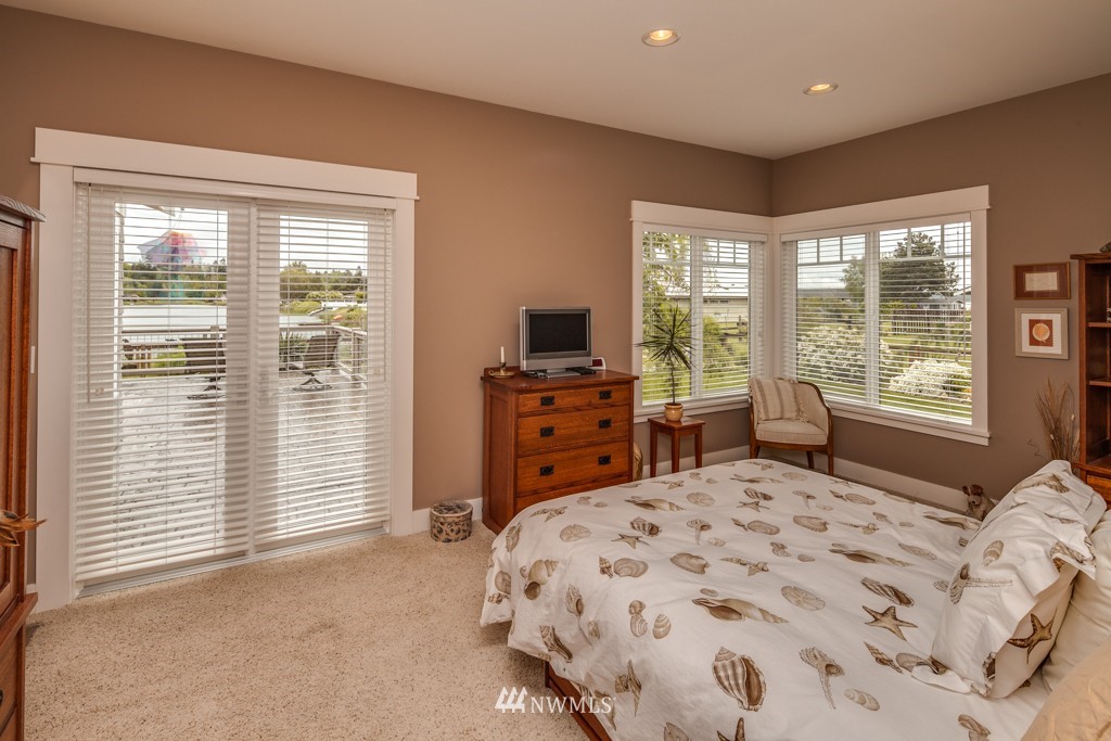 8192 Cowichan Road Birch Bay, WA 98230 - Photo 8 of 16 Gallery Image 8