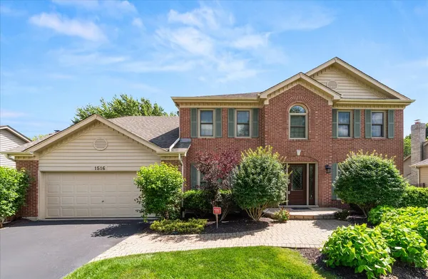 $750,000 | 1516 Grommon Road, Naperville, IL 60564