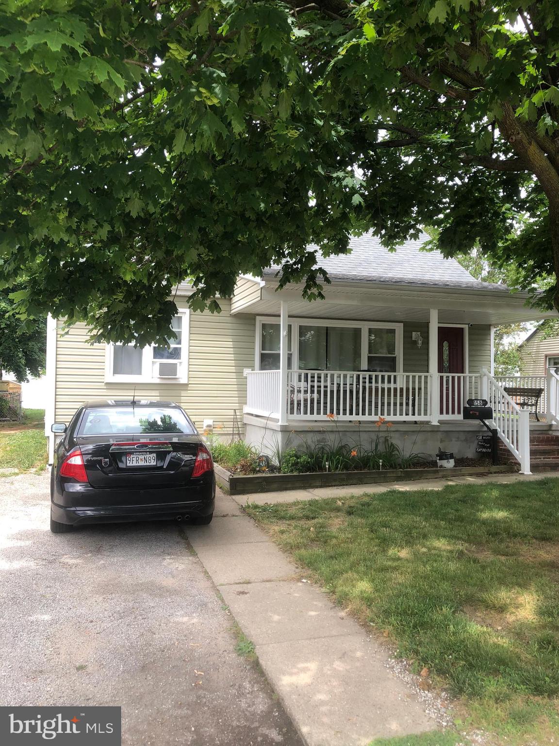 158 Meadow Road Pasadena, MD 21122 - Photo 4 of 4 FRONT